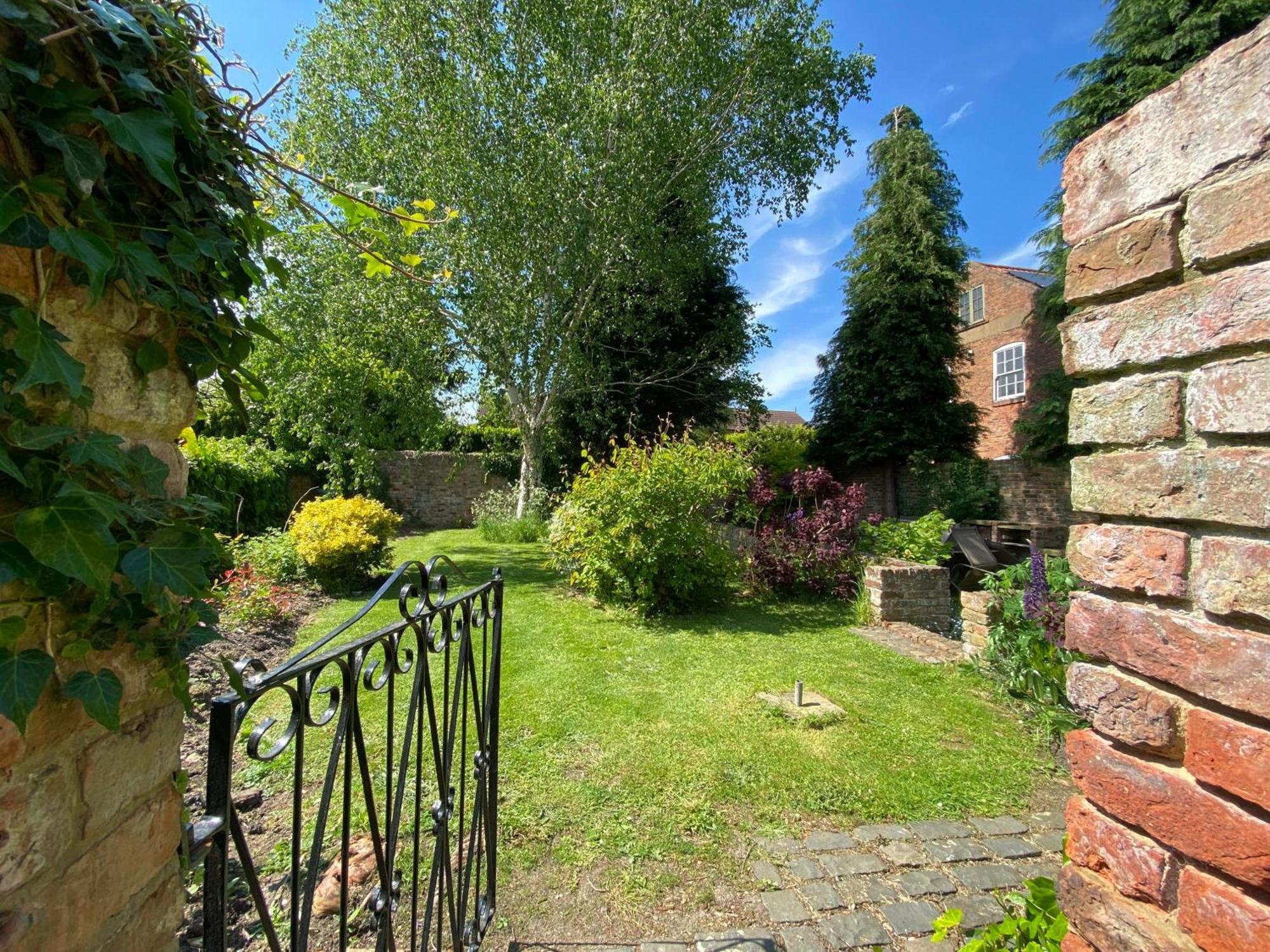 Papist Hall Cottages Barrow upon Humber Exterior photo